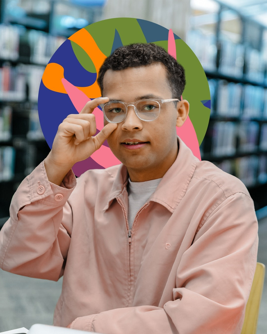 MicroVision Opticalルのブルーライトカットアイウェア。クリアな視界とおしゃれなデザインを強調